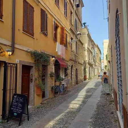 Splendida Mansarda In Centro Storico Alghero